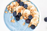 Blue Spirulina Smoothie Bowl Recipe for Instagram-Worthy Breakfast