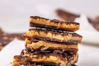 High-Protein Snickers Date Bark Recipe for Satisfying Snacks