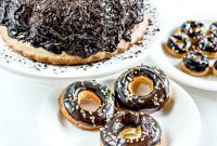 4-Ingredient Keto Chocolate Glaze Recipe — Rich & Luscious