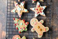 Crispy Vegan Gingerbread Cookies Recipe to Bake This Holiday