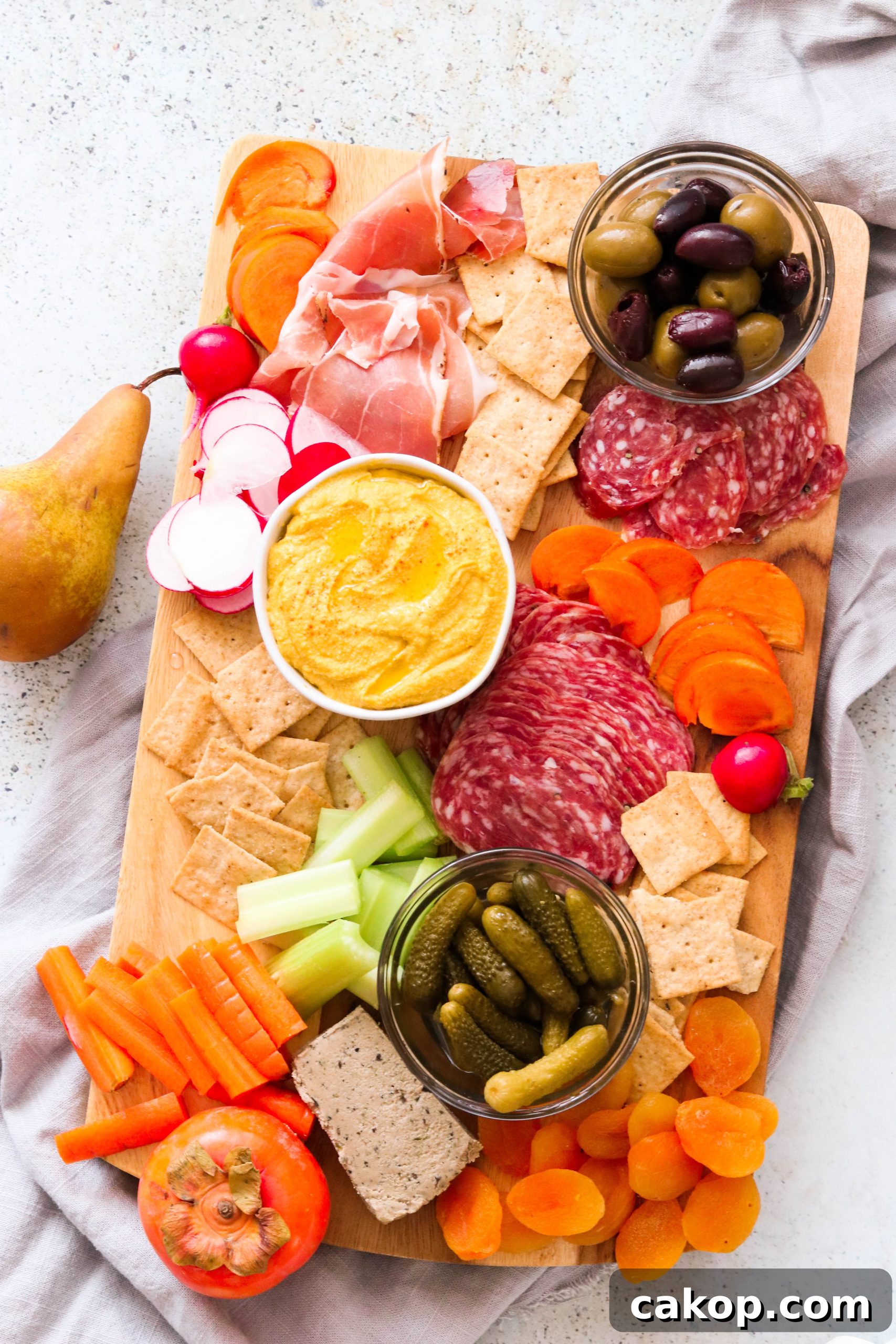 Paleo Charcuterie Board: Delicious Gluten-Free Party Platter Ideas 2 img 13112 1 scaled