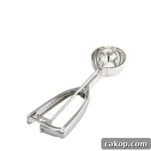 Vollrath Scoop