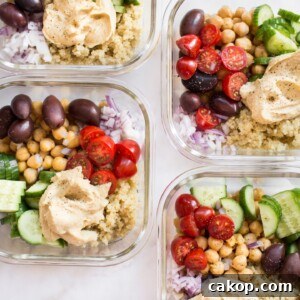 These Mediterranean vegan meal prep bowls have quinoa, chickpeas, hummus, and veggies