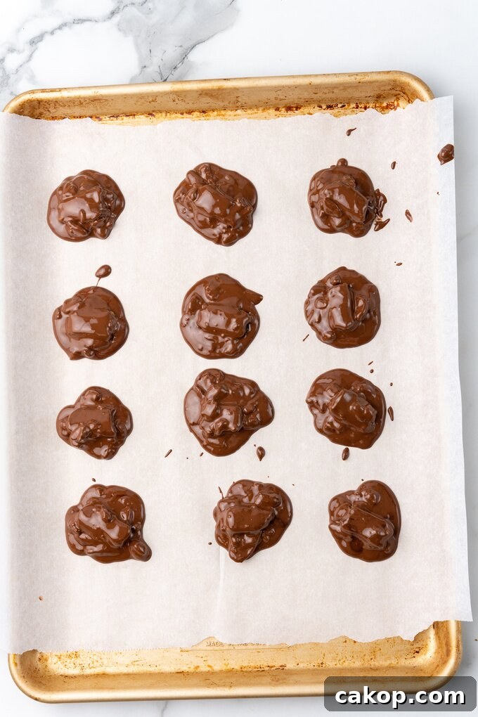Crock Pot Turtle Candy Recipe: Gooey Pecan Caramel Treats 13 img 20335 24