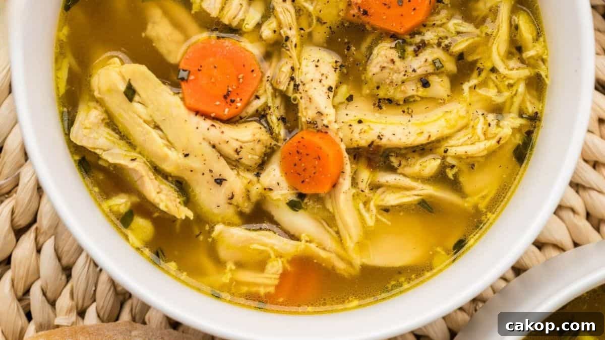 11 Quick Chicken Dinner Recipes for Weeknight Meals 4 A serving of Homemade Chicken Lemon Soup.