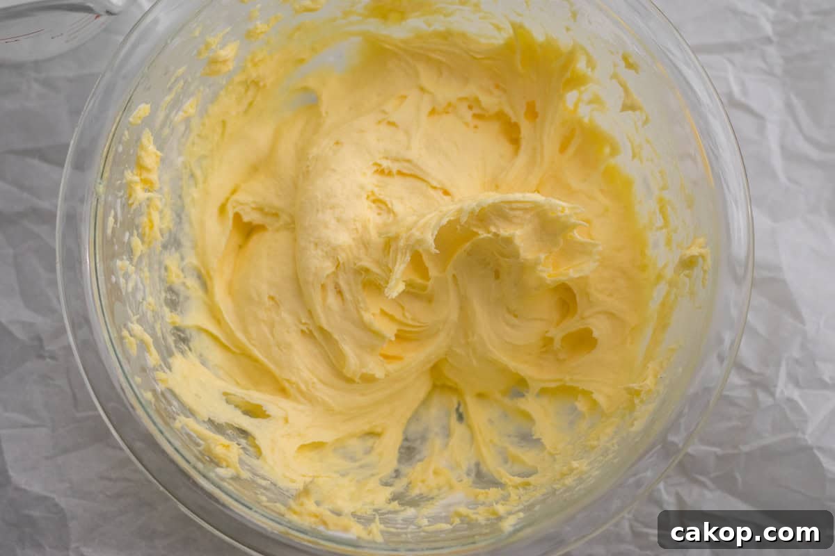 a glass bowl of vanilla mousse.