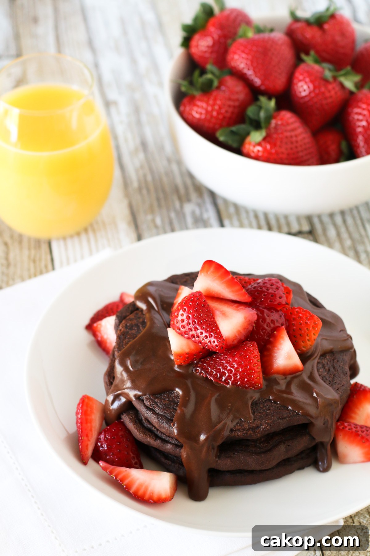 Gluten-Free Vegan Banana Oat Blender Pancakes Recipe 7 Gluten Free Vegan Double Chocolate Pancakes. Fluffy chocolate pancakes, covered in a simple chocolate sauce and fresh strawberries. Quite the decadent breakfast!